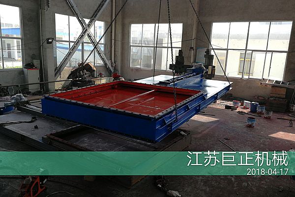 方形擋板門（寬3m）已成型，后期噴漆展示圖